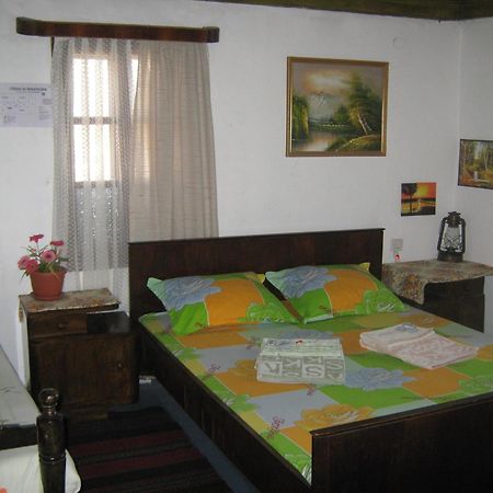 The Old House Guest House Obedinenie Ruang foto
