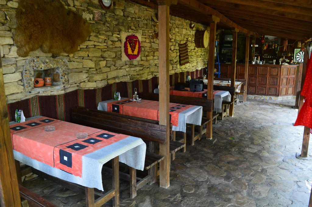 The Old House Guest House Obedinenie Bagian luar foto